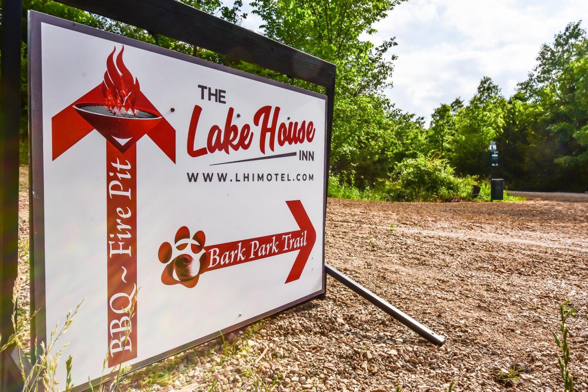 The Lake House Inn Laurie Eksteriør billede