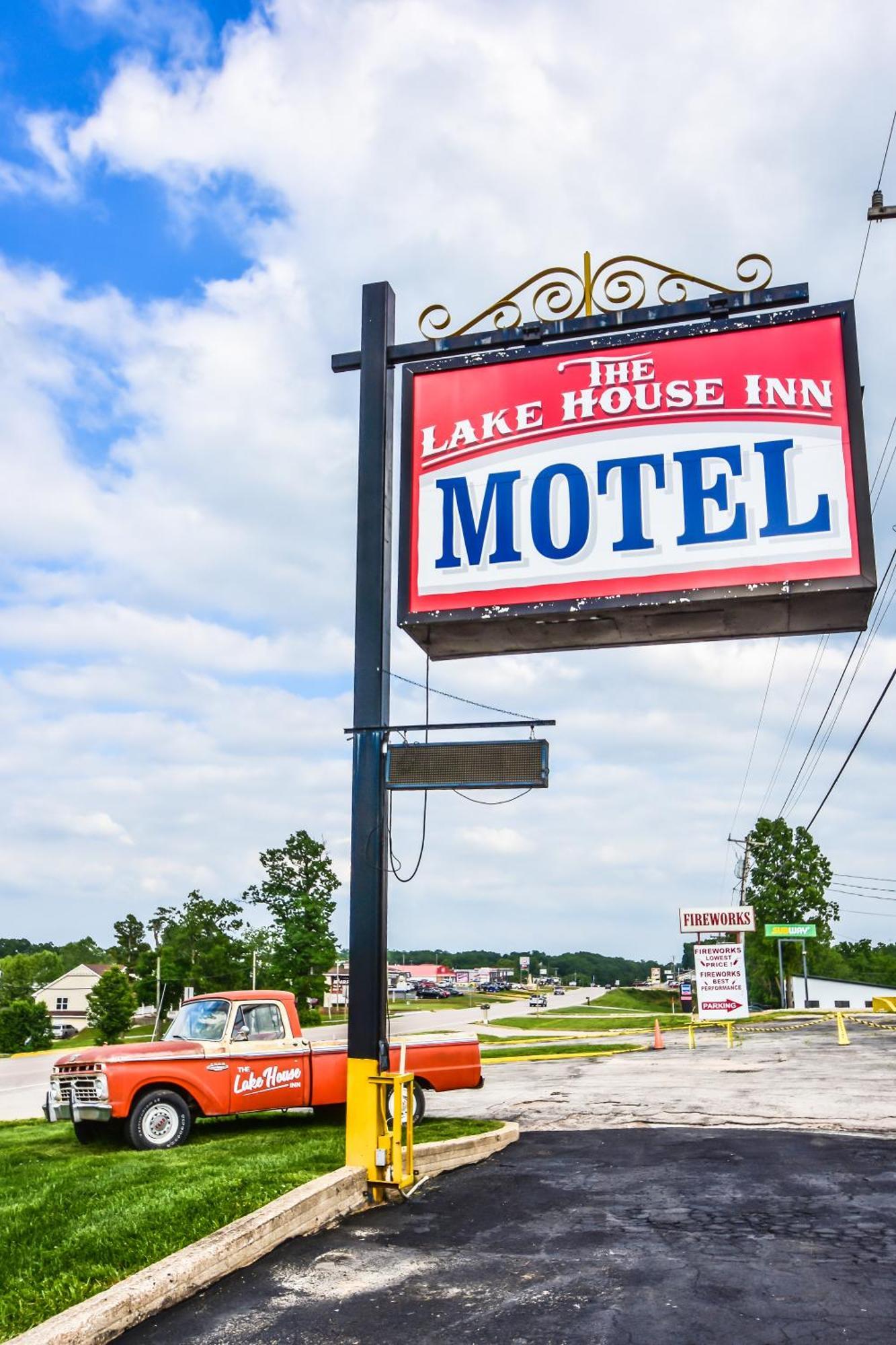 The Lake House Inn Laurie Eksteriør billede